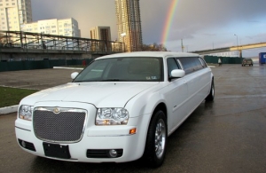 Аренда Chrysler 300C Limousine в Саратове